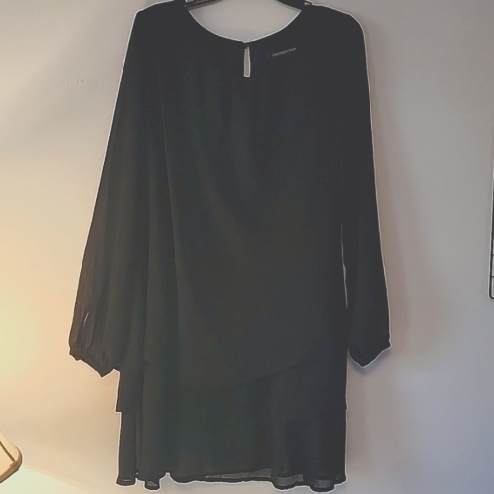 HAODUOYI, Black dress Size XXL but fits more like a Med